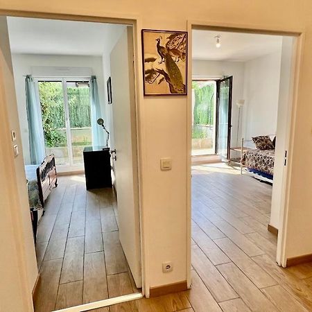 Logement Entier 2 Pieces Parking 5'Metro Saint-Denis  Buitenkant foto