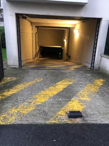 Logement Entier 2 Pieces Parking 5'Metro Saint-Denis  Buitenkant foto